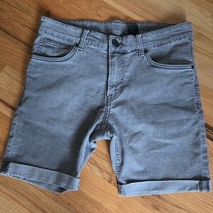 Men's Gray Denim Shorts Size 32